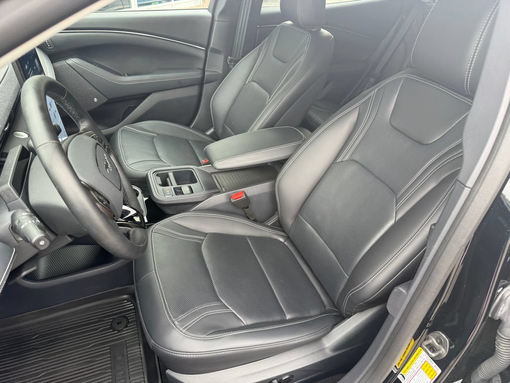 Certified 2025 Ford Mustang Mach-E Premium AWD/4WD image 16