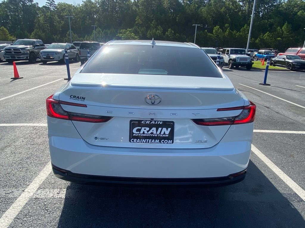 Used 2026 Toyota Camry XLE FWD image 6