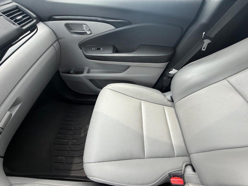 Used 2019 Honda Pilot Touring image 29