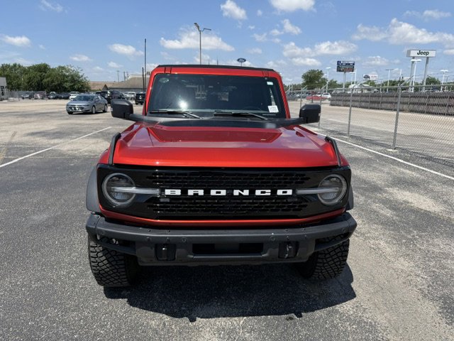 Certified 2024 Ford Bronco Wildtrak AWD/4WD image 2