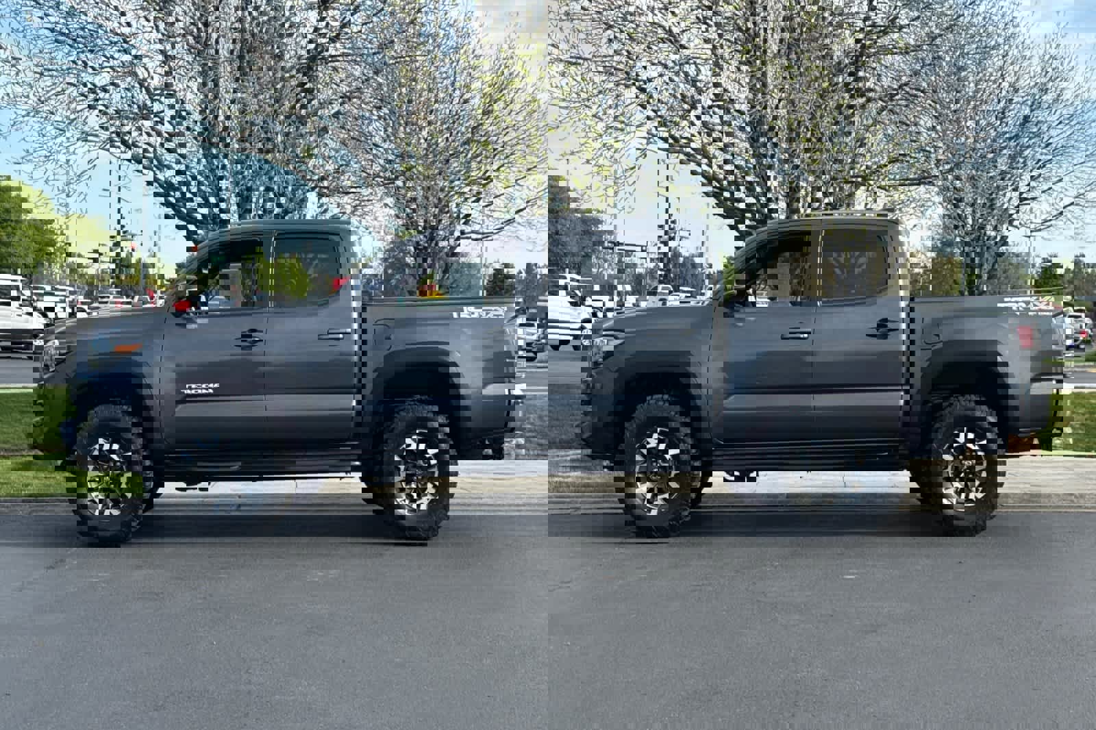 Used 2023 Toyota Tacoma TRD Off-Road AWD/4WD video 2