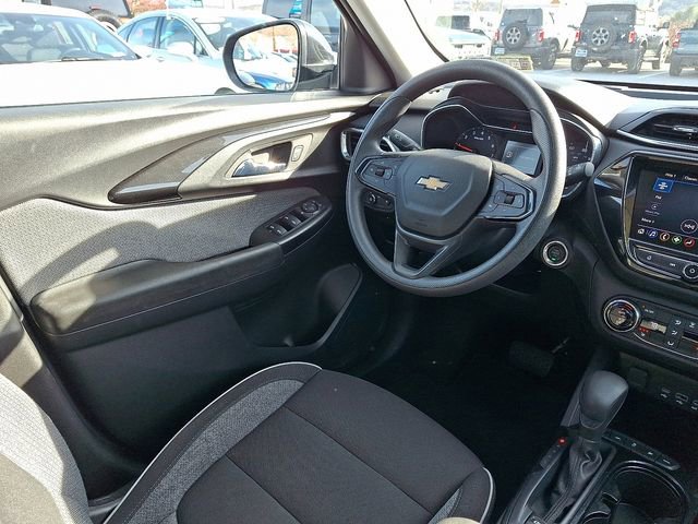 Used 2022 Chevrolet TrailBlazer LT w/ Convenience Package image 15