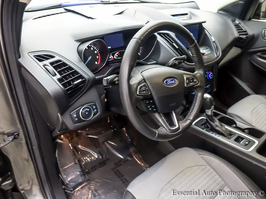 Certified 2017 Ford Escape SE w/ Equipment Group 201A image 10
