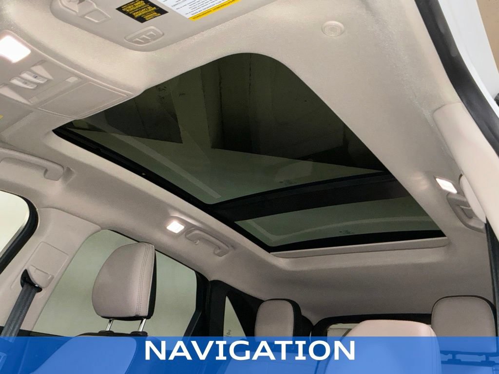 Certified 2020 Ford Escape Titanium AWD/4WD image 4