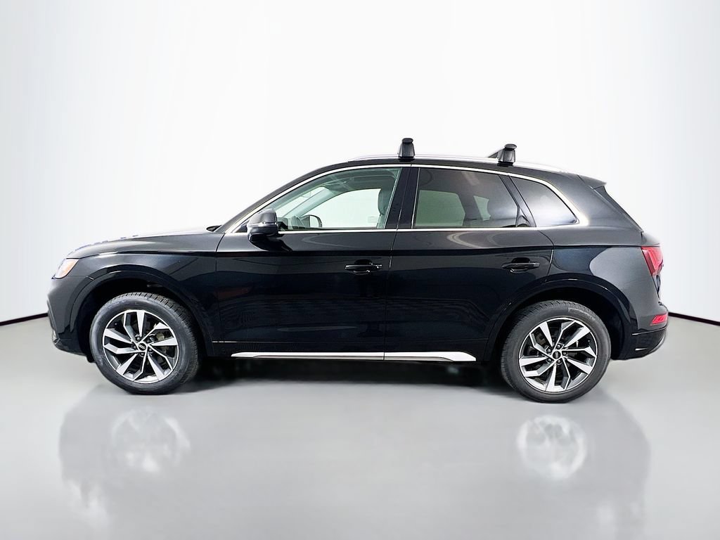 Used 2021 Audi Q5 2.0T Premium w/ Convenience Package AWD/4WD image 5