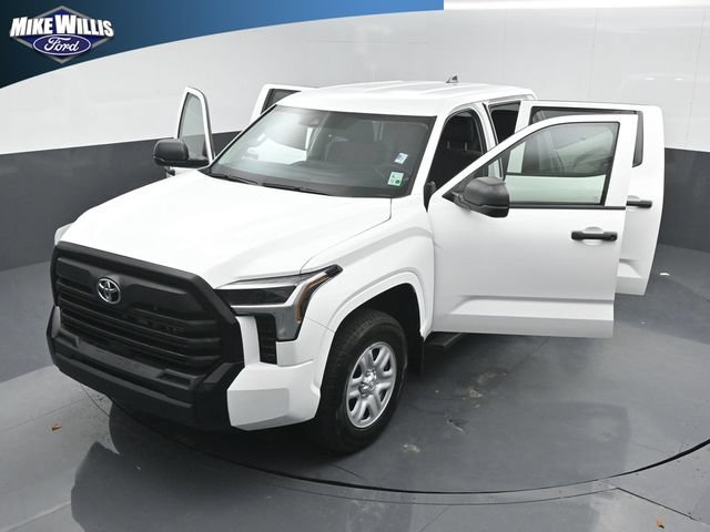 Used 2024 Toyota Tundra SR w/ SR Tow Package AWD/4WD image 26