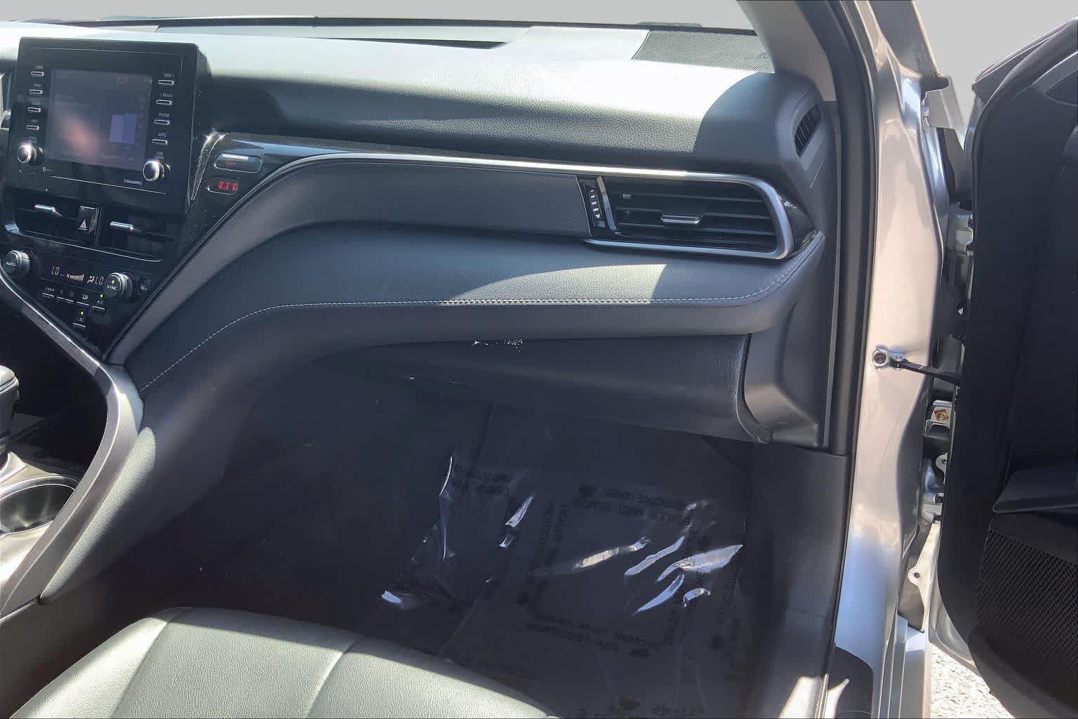 Used 2023 Toyota Camry SE FWD image 19