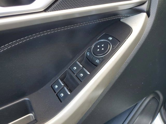 Certified 2023 Ford Explorer XLT w/ Equipment Group 202A image 19