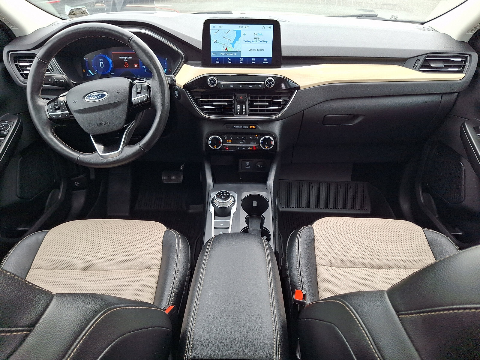 Certified 2022 Ford Escape Titanium w/ Titanium Elite Package AWD/4WD image 15
