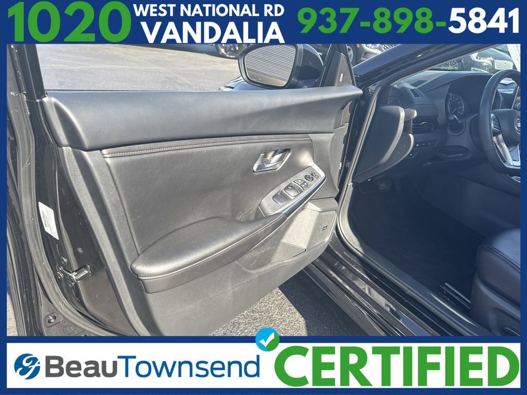 Used 2023 Nissan Sentra SR w/ SR Premium Package image 22