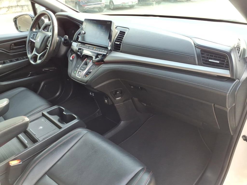 Used 2025 Honda Odyssey Sport-L image 4
