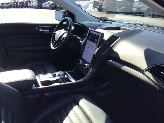 Certified 2022 Ford Edge SEL w/ Convenience Package AWD/4WD image 11