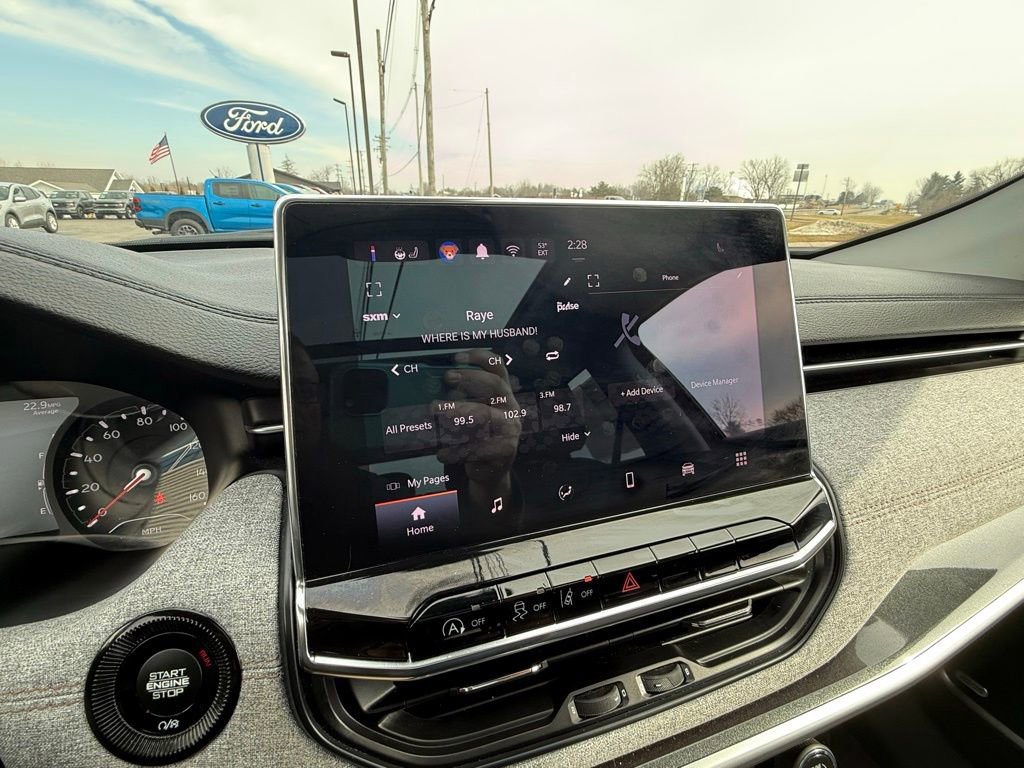 Used 2022 Jeep Compass Latitude w/ Sun and Sound Group image 27