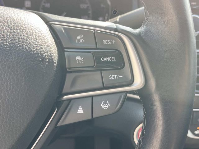 Used 2022 Honda Accord Touring image 3