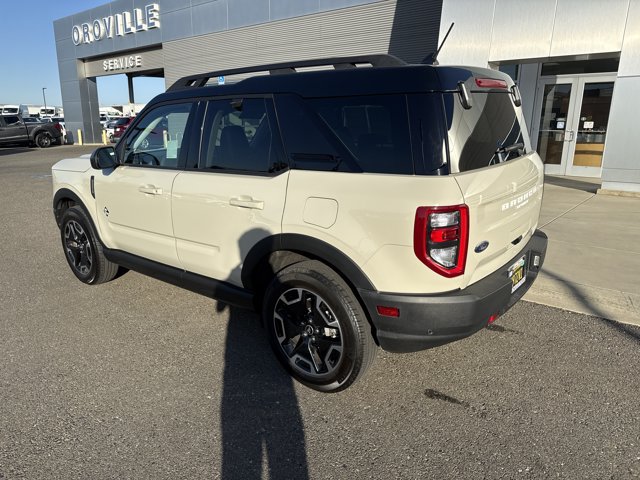Certified 2024 Ford Bronco Sport Outer Banks w/ Tech Package AWD/4WD image 3