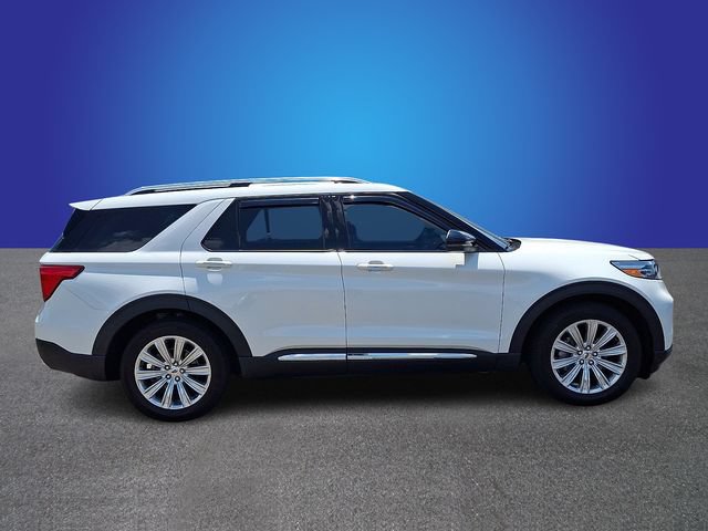 Certified 2024 Ford Explorer Limited w/ Limited Technology Package RWD image 3