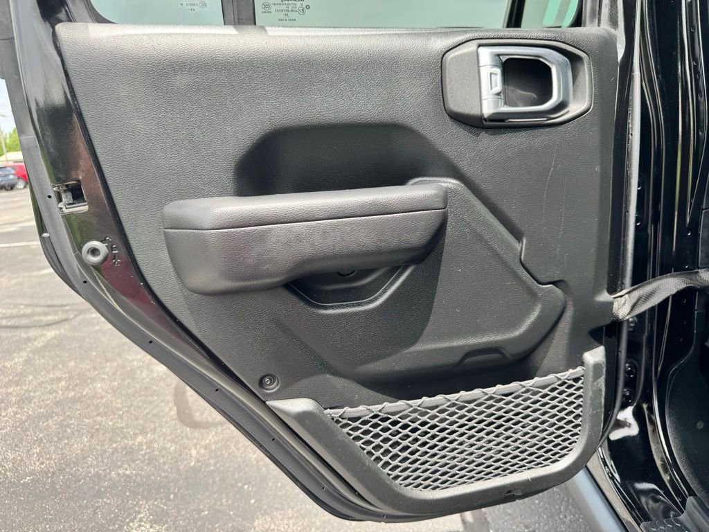 Used 2021 Jeep Wrangler Unlimited Sport AWD/4WD image 22