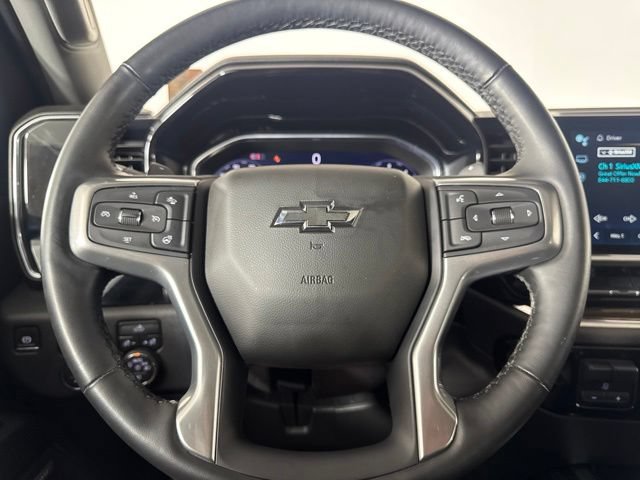 Used 2024 Chevrolet Silverado 1500 LT Trail Boss w/ Convenience Package II AWD/4WD image 18