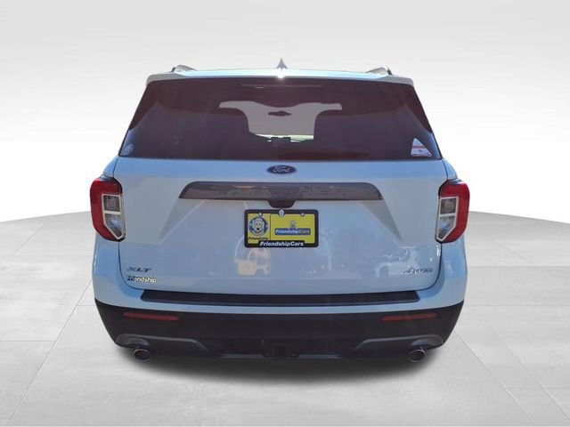 Certified 2023 Ford Explorer XLT w/ Equipment Group 202A image 5
