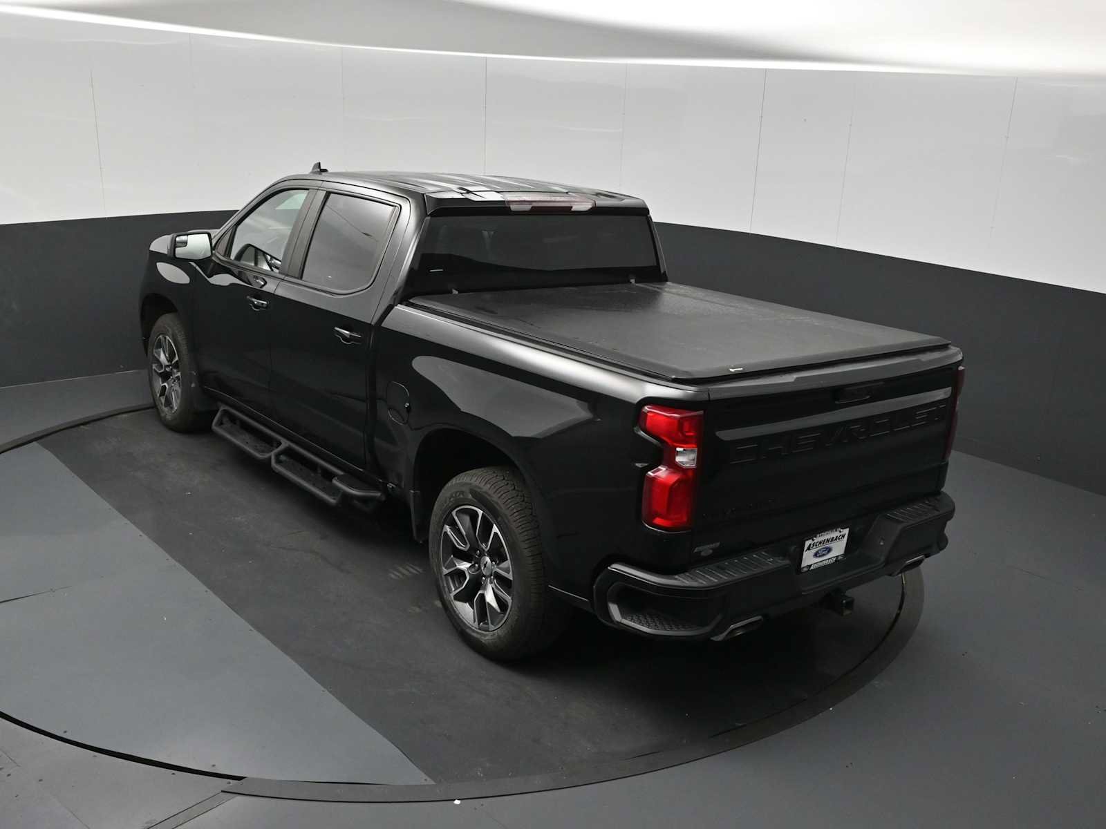 Used 2023 Chevrolet Silverado 1500 RST AWD/4WD image 46