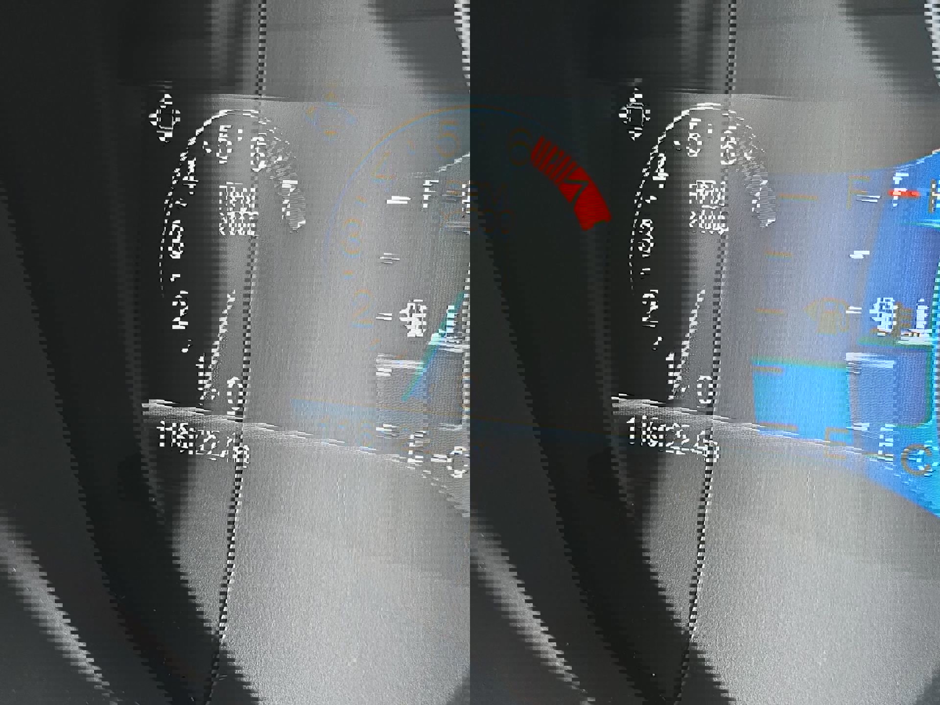 Certified 2017 Ford Fusion SE w/ Equipment Group 201A FWD image 15