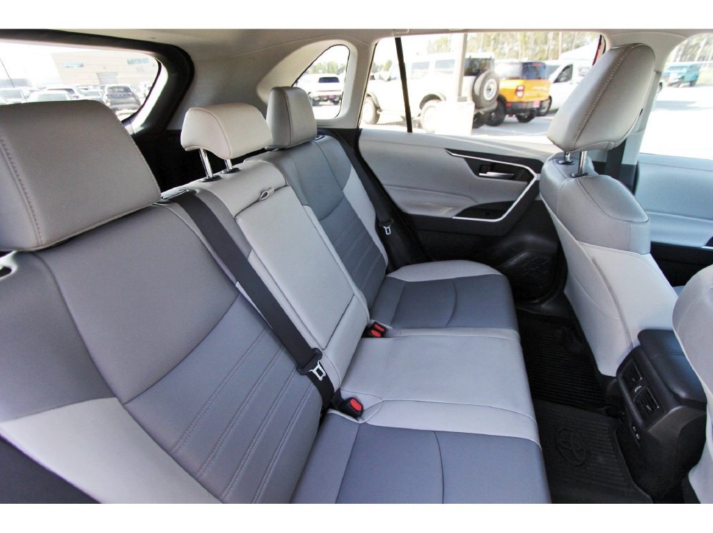 Used 2024 Toyota RAV4 XLE Premium FWD image 15