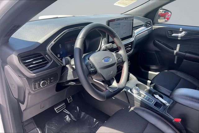 Certified 2024 Ford Escape ST-Line w/ Tech Pack #1 FWD image 14