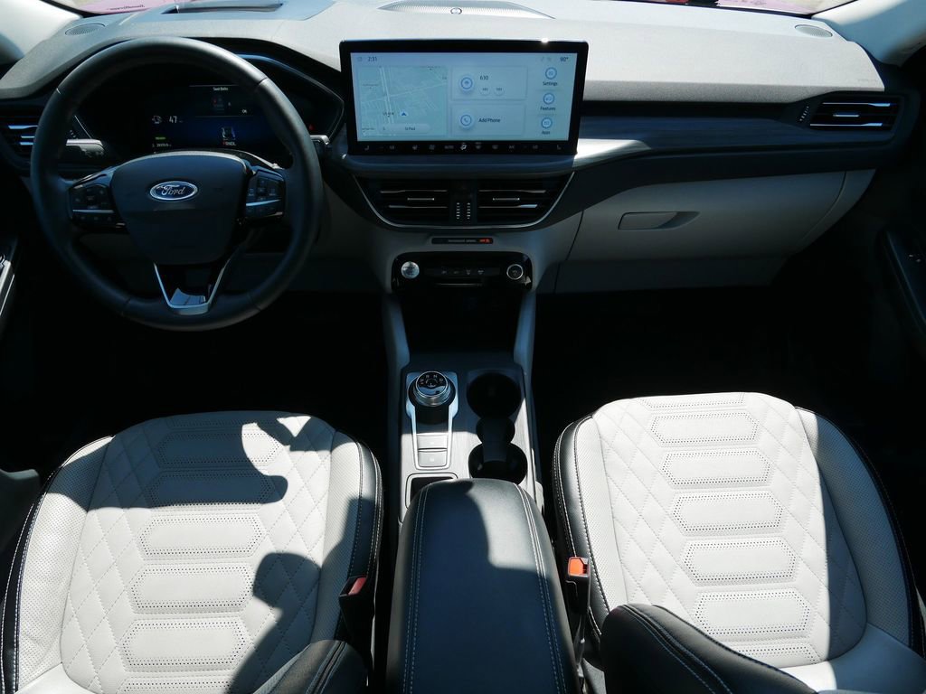 Certified 2023 Ford Escape Platinum w/ Premium Technology Package AWD/4WD image 13