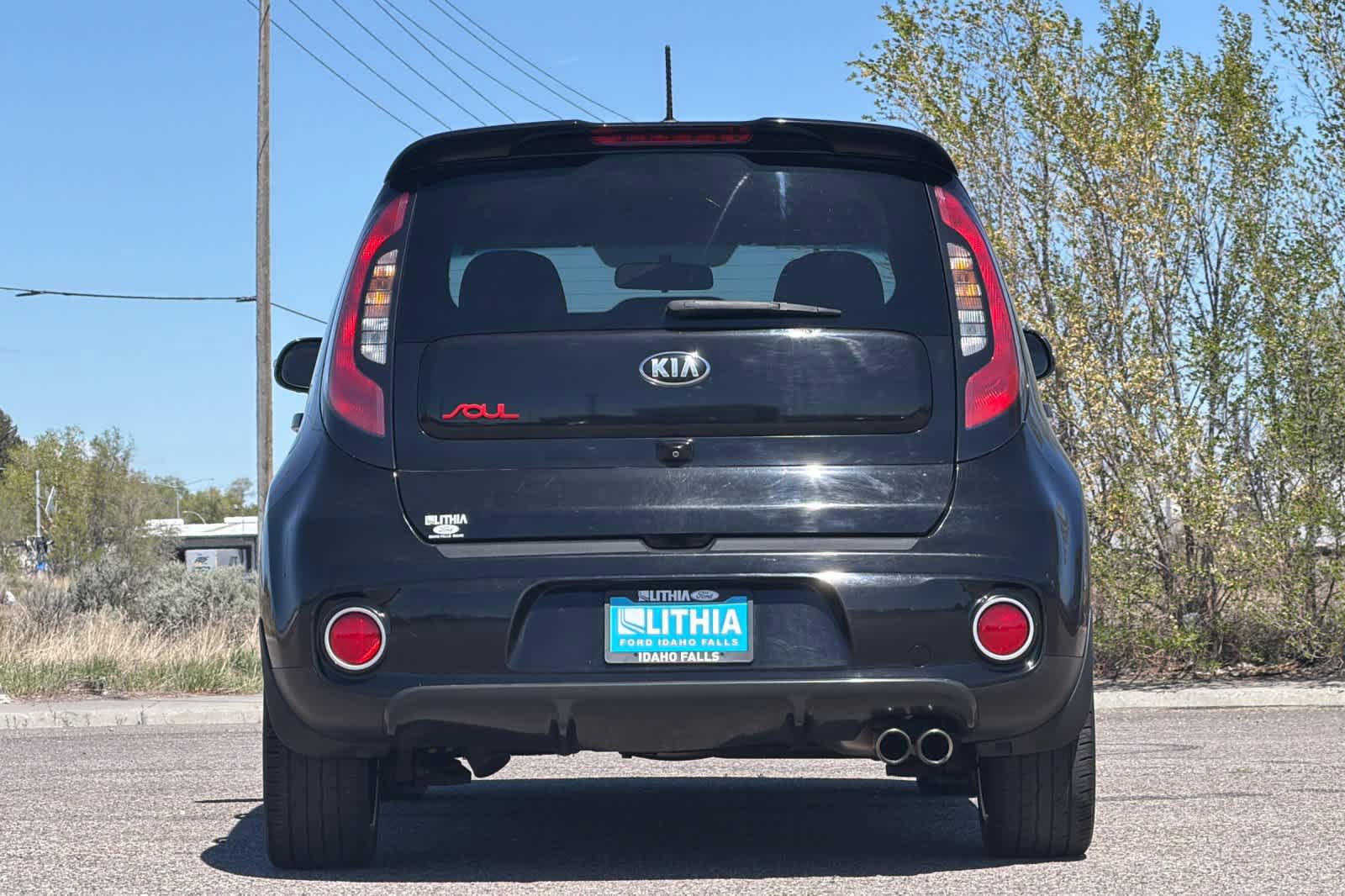 Used 2018 Kia Soul ! FWD image 7