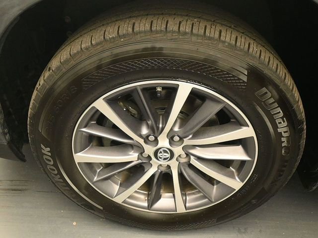 Used 2019 Toyota Highlander XLE image 15