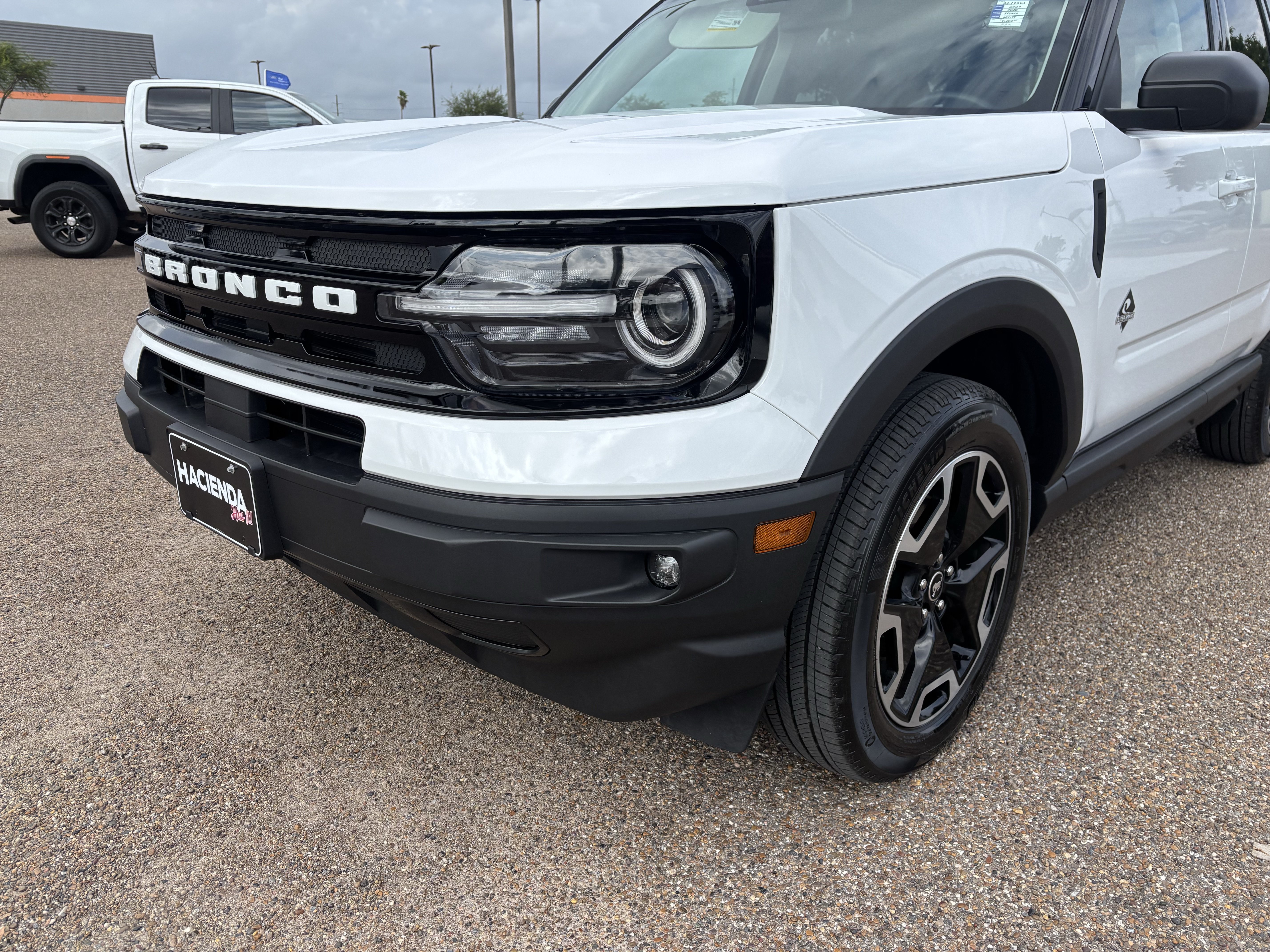 Certified 2024 Ford Bronco Sport Outer Banks w/ Tech Package AWD/4WD image 7
