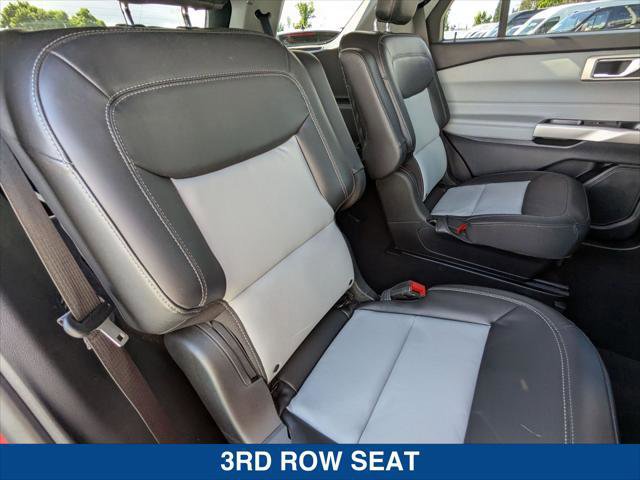 Certified 2023 Ford Explorer XLT w/ Equipment Group 202A RWD image 18