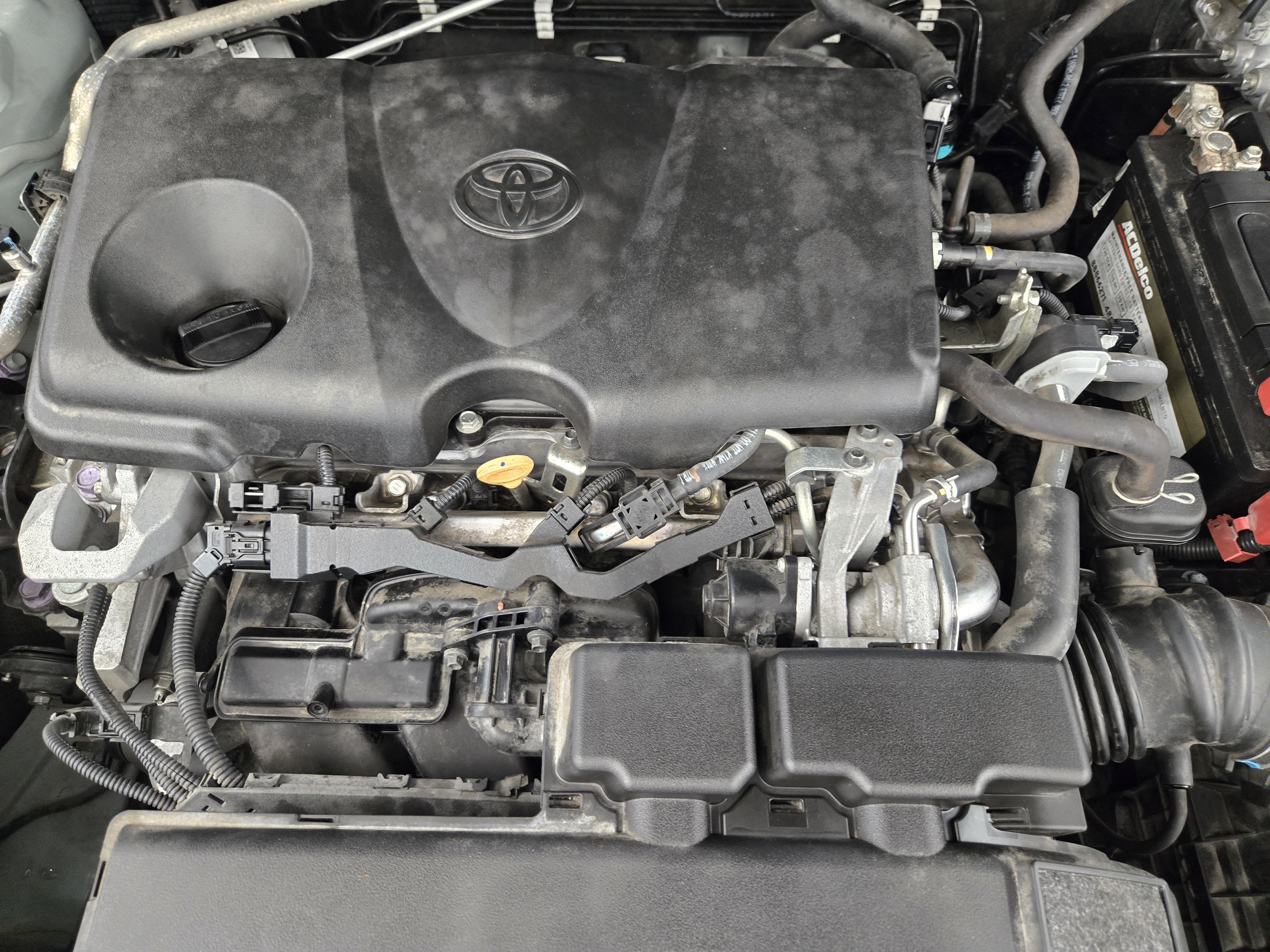 Used 2019 Toyota RAV4 Adventure AWD/4WD image 32