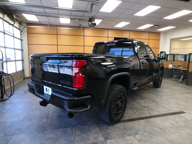 Used 2024 Chevrolet Silverado 2500 High Country w/ Midnight Edition AWD/4WD image 7