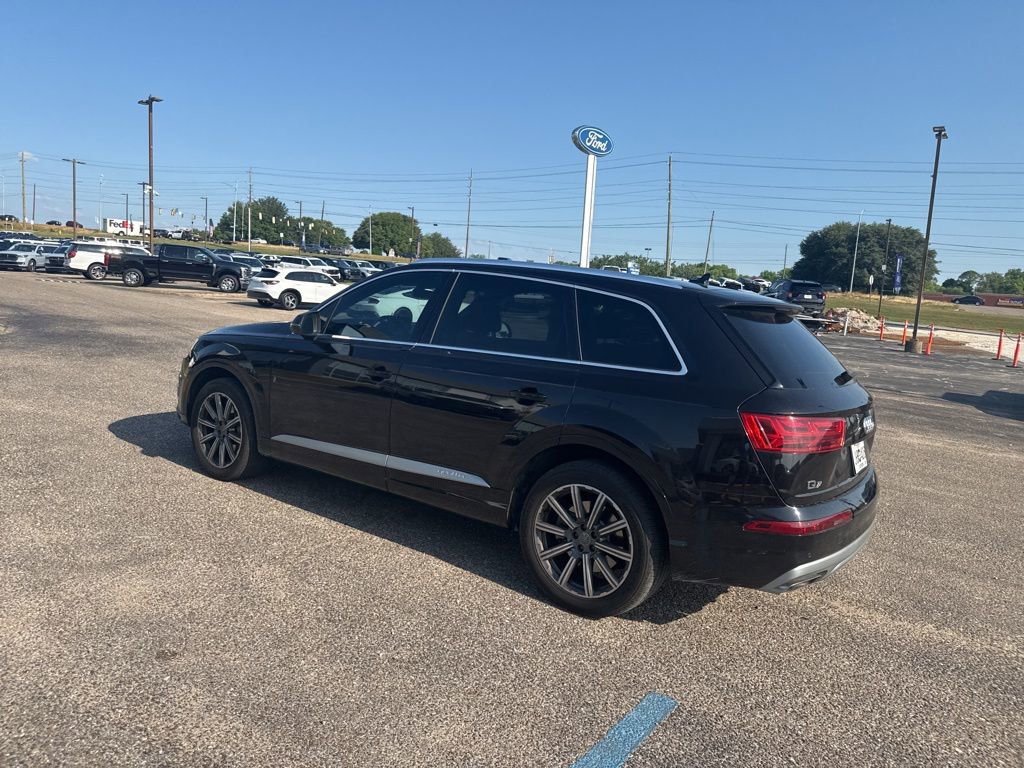 Used 2018 Audi Q7 2.0T Premium Plus w/ Premium Plus Package AWD/4WD image 9