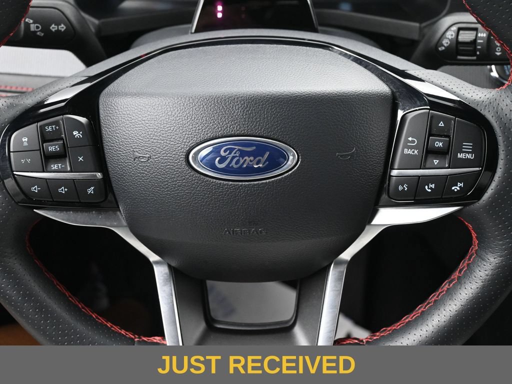 Certified 2025 Ford Explorer ST-Line AWD/4WD image 16