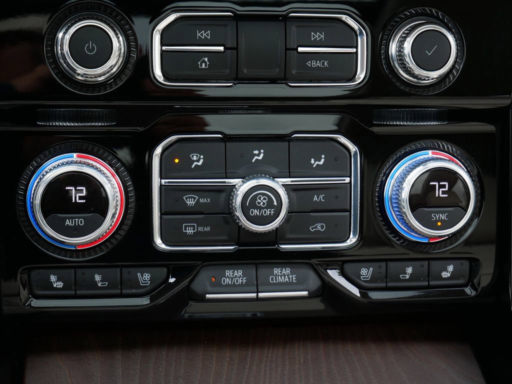 Used 2022 GMC Yukon XL Denali AWD/4WD image 23