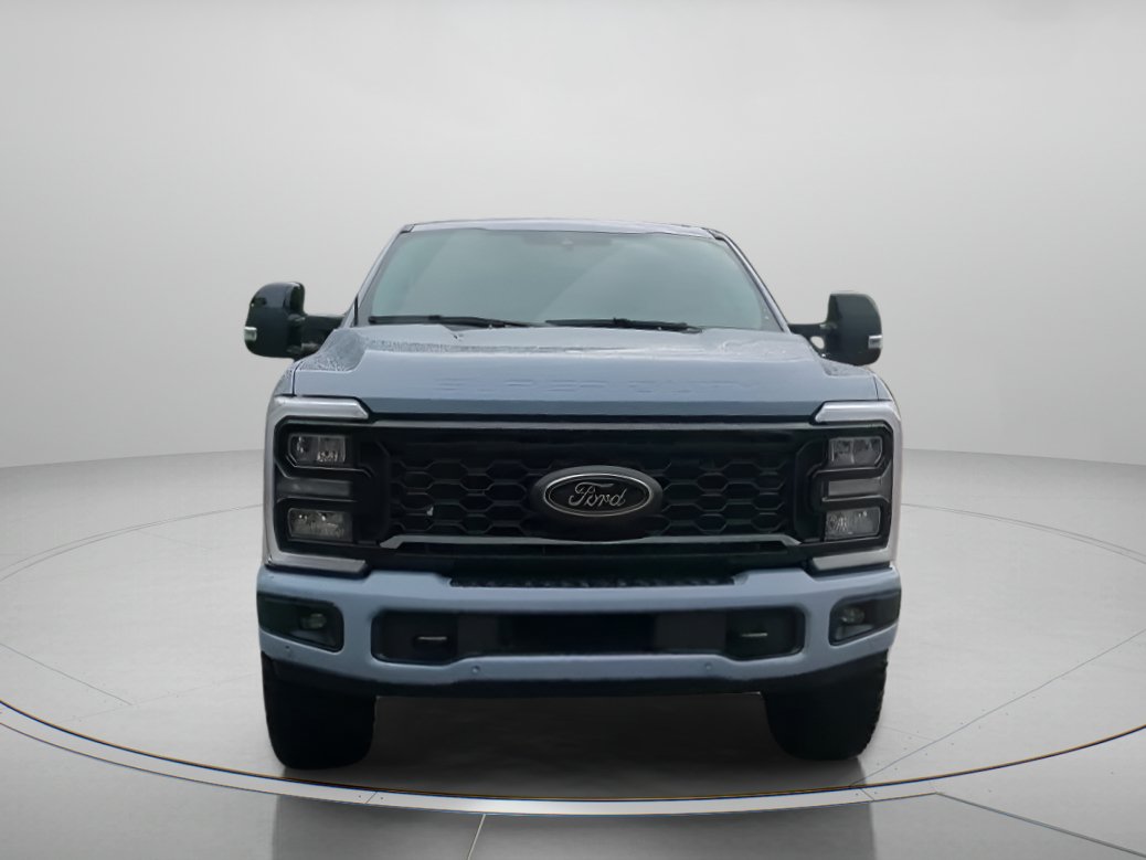 Certified 2025 Ford F250 Lariat w/ Lariat Ultimate Package AWD/4WD image 4