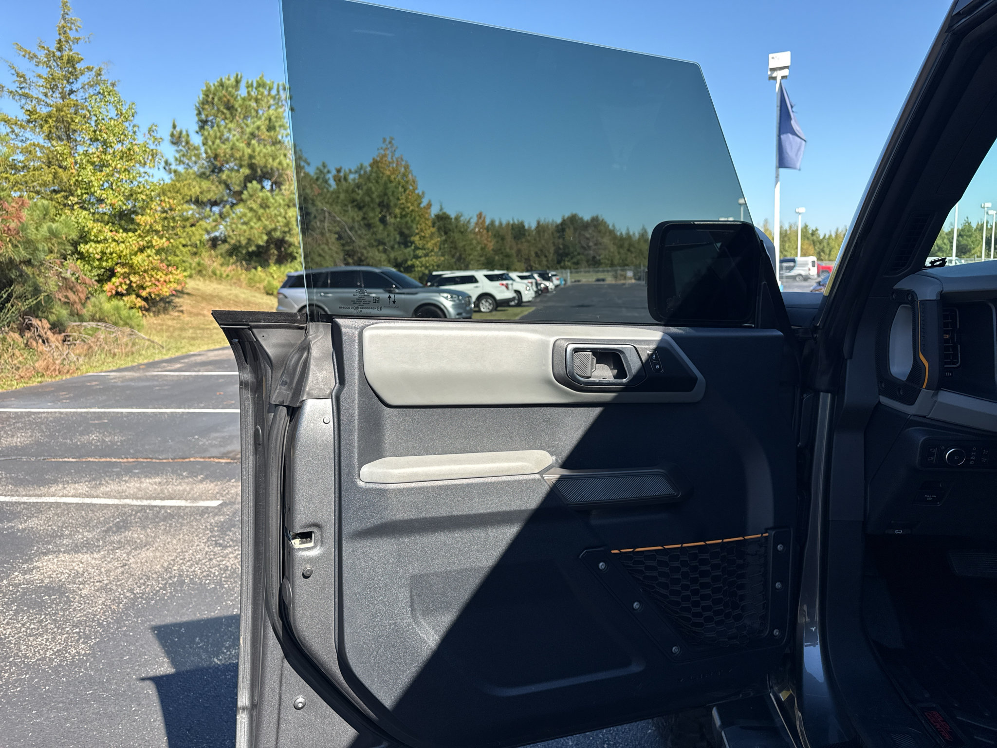 Certified 2022 Ford Bronco Badlands AWD/4WD image 8