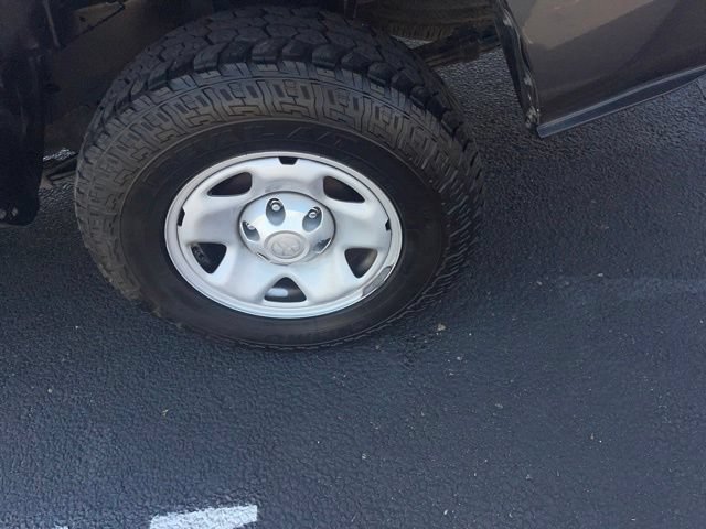 Used 2023 Toyota Tacoma SR5 RWD image 4