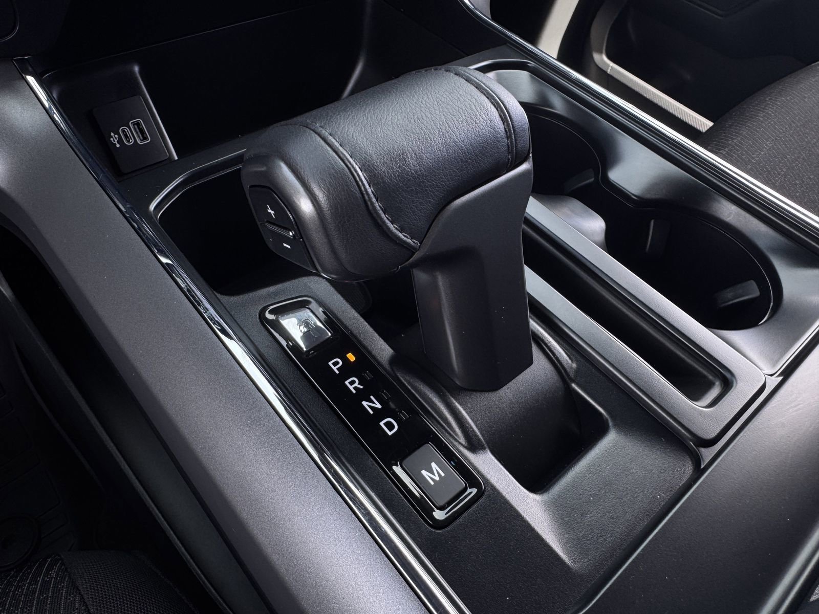 Certified 2025 Ford F150 XLT w/ Equipment Group 302A MID image 21