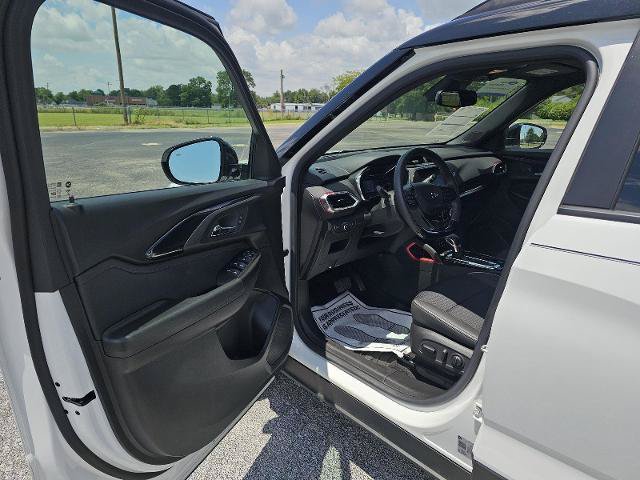 Used 2023 Chevrolet TrailBlazer RS w/ Convenience Package AWD/4WD image 14