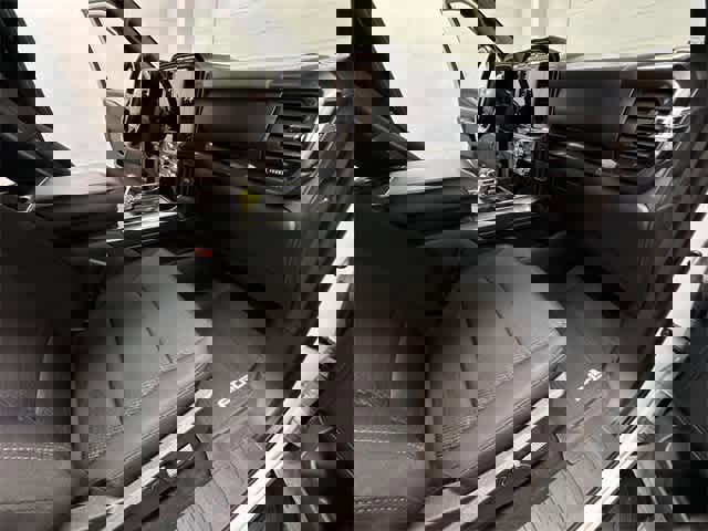 Certified 2021 Ford F150 XLT w/ Equipment Group 302A High image 21