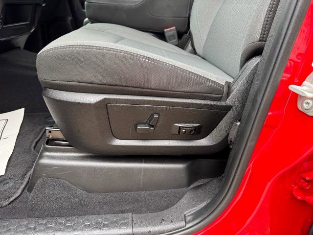 Used 2024 RAM 2500 Big Horn w/ Bed Utility Group image 13