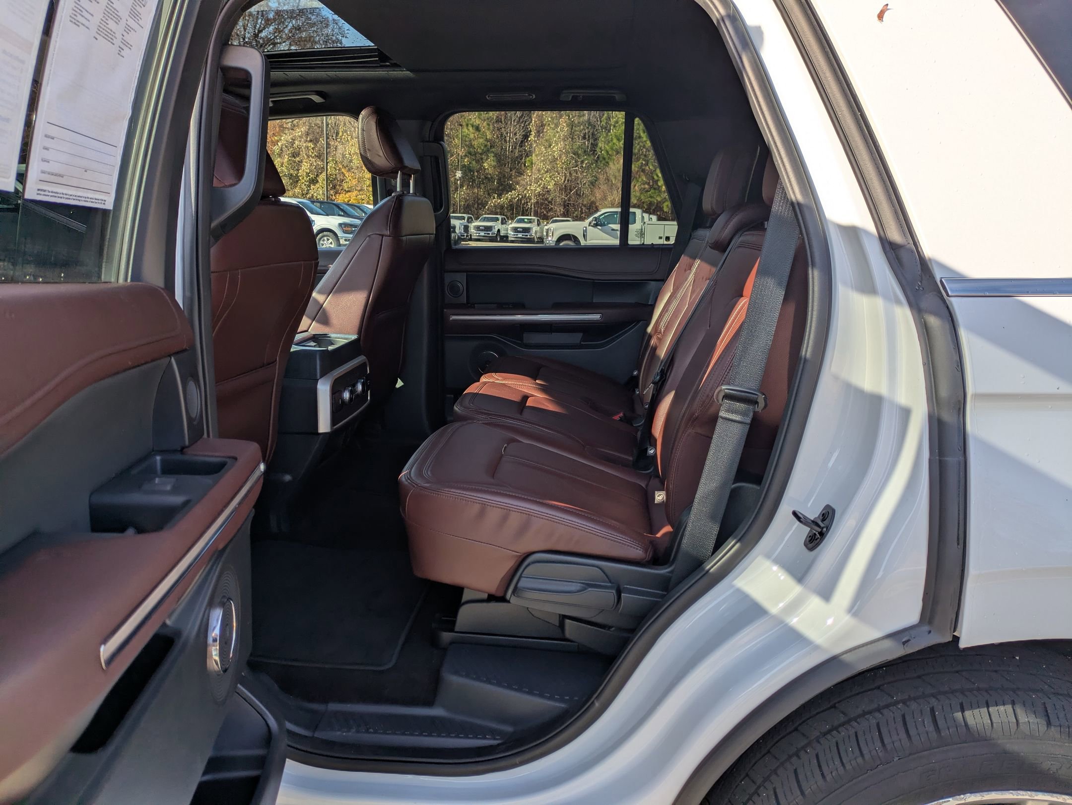 Certified 2022 Ford Expedition Limited image 30