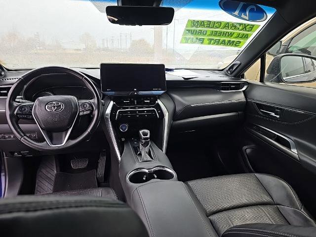 Used 2021 Toyota Venza XLE image 13