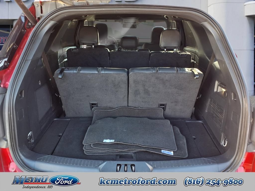 Certified 2025 Ford Explorer ST-Line w/ Premium Package RWD image 34