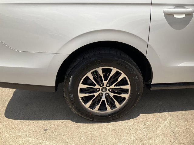 Certified 2025 Ford Expedition Max Platinum AWD/4WD image 19