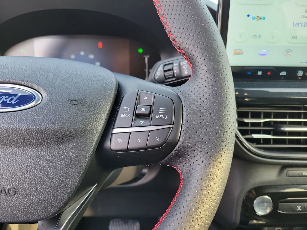 Certified 2025 Ford Escape ST-Line w/ Tech Pack #1 image 24