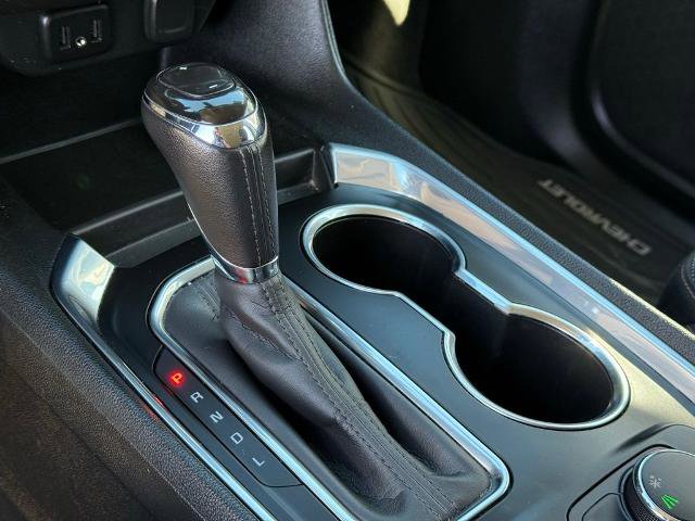 Used 2020 Chevrolet Traverse LT image 12